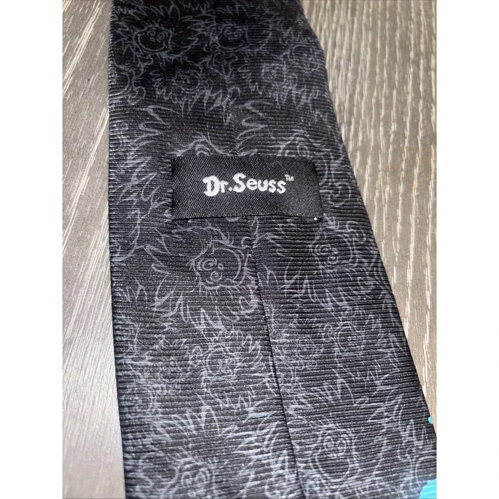 DR. SEUSS THING 1 POLYESTER TIE NECKTIE‎ CLOSE-UP PHOTO DESIGN